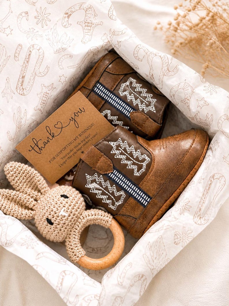 Little cowboy boots set